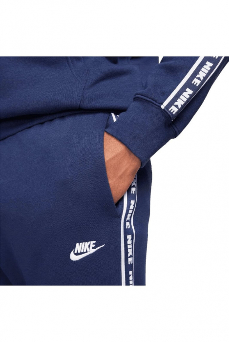 Trening Nike Club Fleece Fb