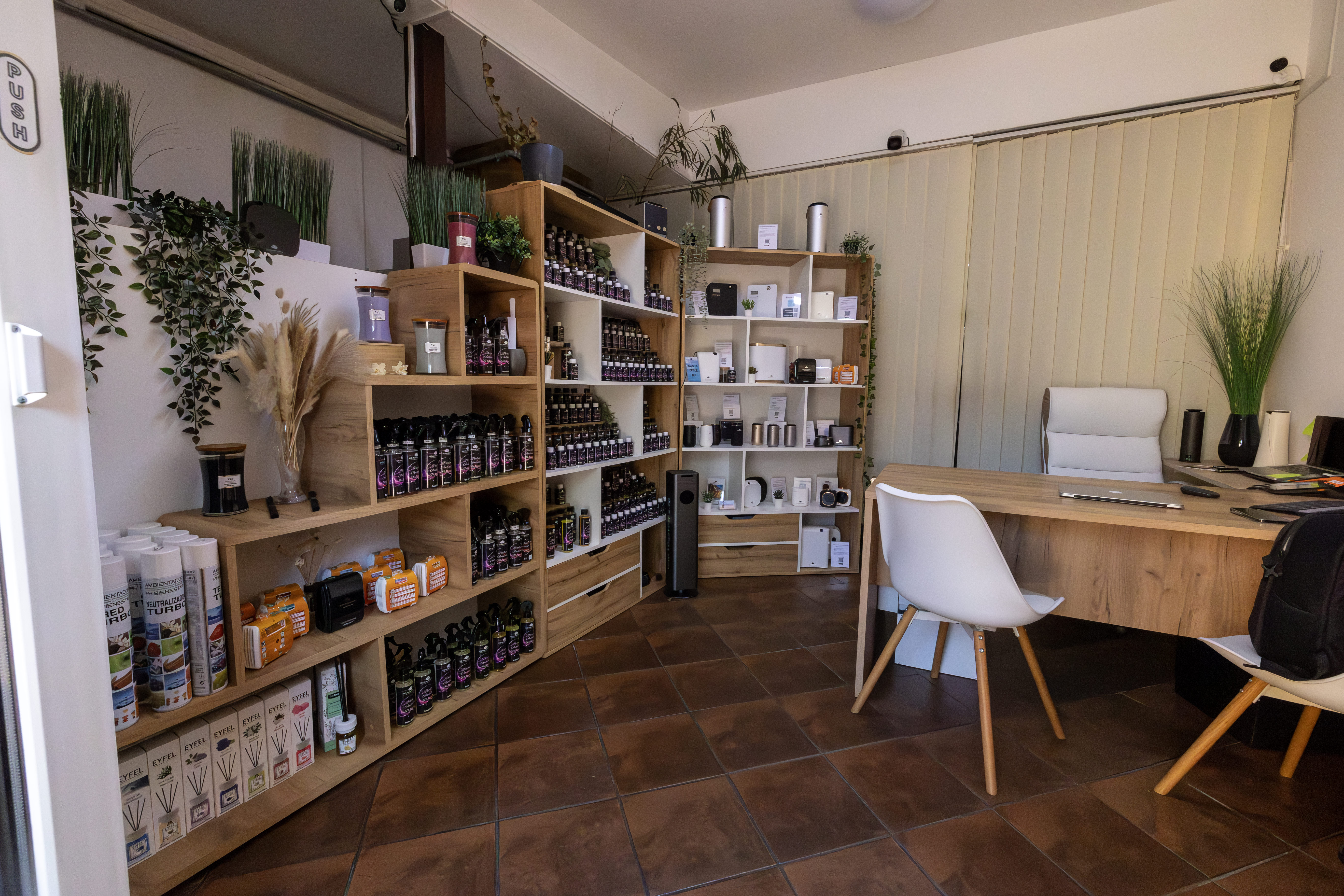 Alegerea Perfecta a unui Odorizant Profesional pentru Casa Ta sau Birou