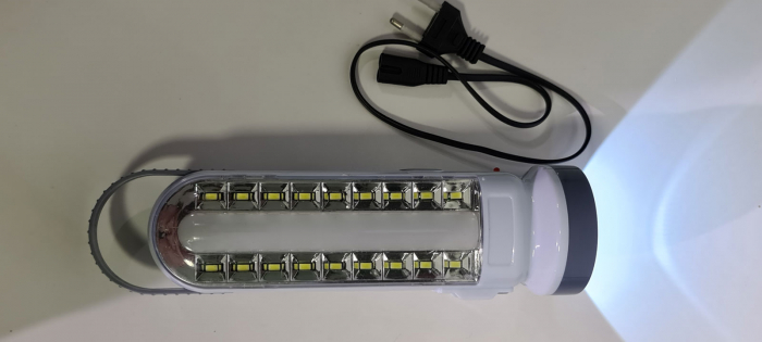 Felinar si lanterna reincarcabila cu leduri si acumulator [6]
