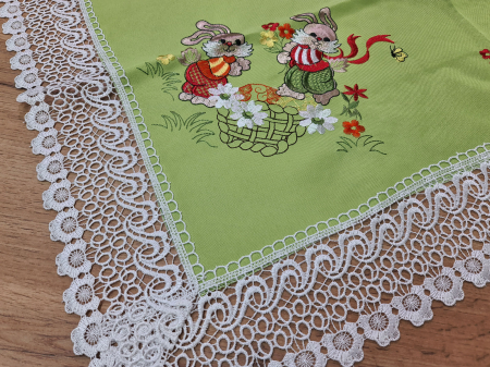 Fata de masa cu dantela pentru Paste (FM 307) 85x85 cm (4 persone) [1]