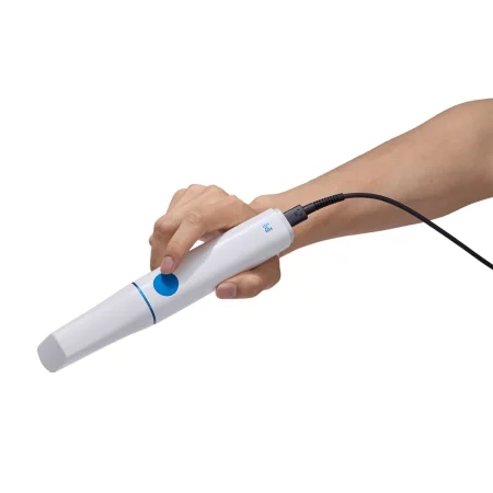 MEDIT i900 – scanner intraoral premium cu control tactil [1]