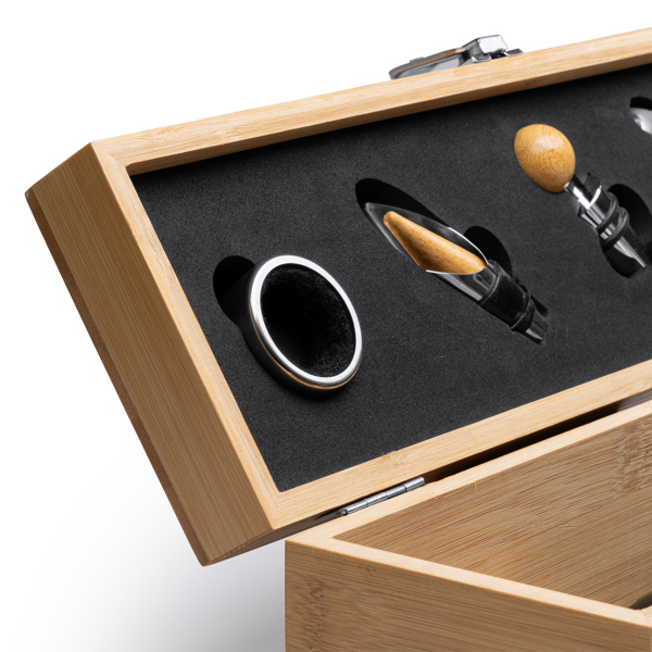 Set Cadou Premium pentru Vin în Cutie de Lemn Personalizabilă (cu 4 accesorii incluse) [6]