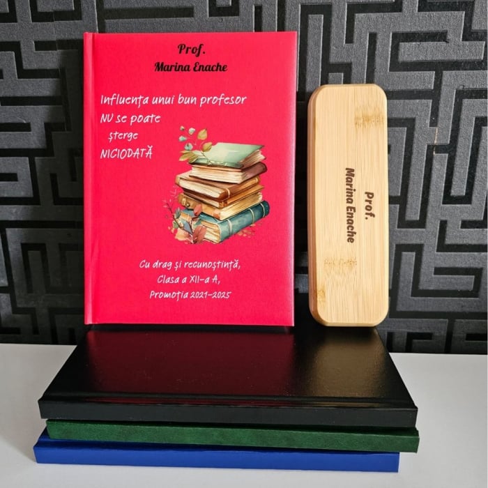 Cadou pentru Profesor - Agenda personalizata + set scris Bambo