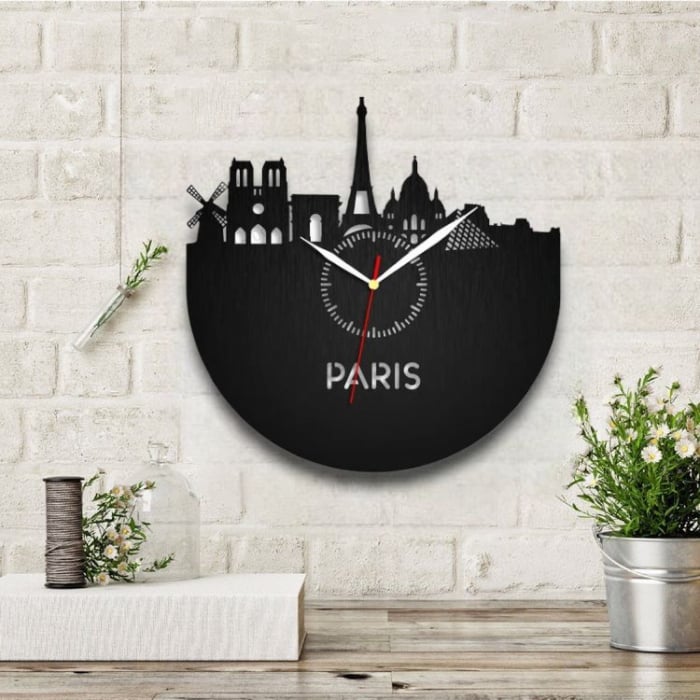 Ceas din lemn gravat Paris [1]