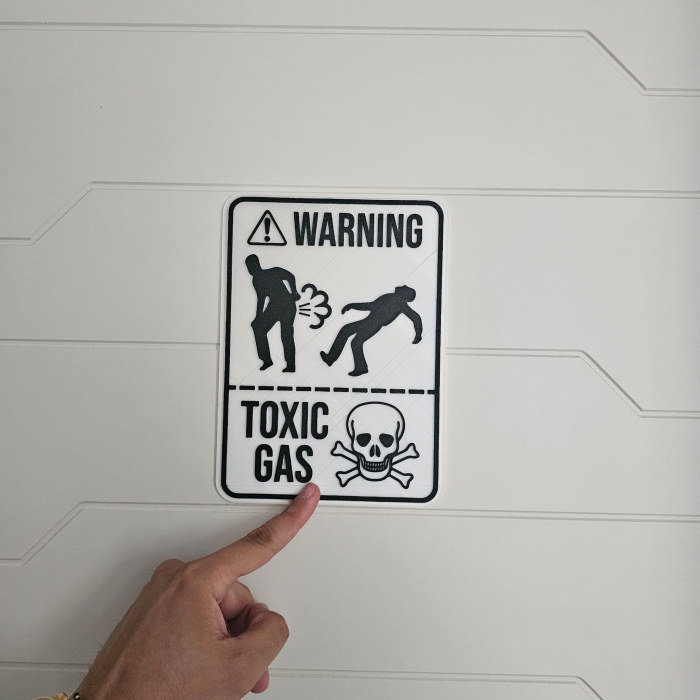 Placheta amuzanta Warning, Toxic GAS