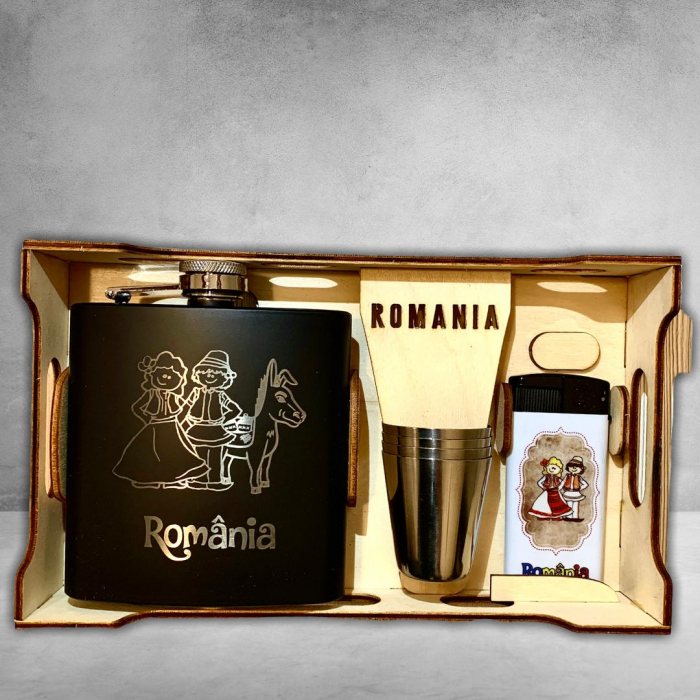 Set plosca cu 4 pahare si bricheta - romania
