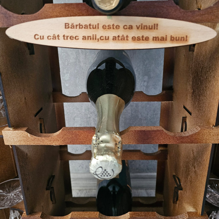 Suport vin forma butoi  pentru 12 sticle si 4 pahare cu placheta personalizabila [9]