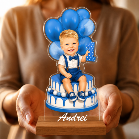 Cadouri personalizate - Caricatură Aniversare Baietel- Statuetă Personalizată tip Trofeu