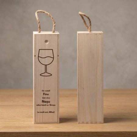 Cadouri personalizate - Cutie pentru vin personalizată „La mulți ani!” – Un cadou elegant și memorabil