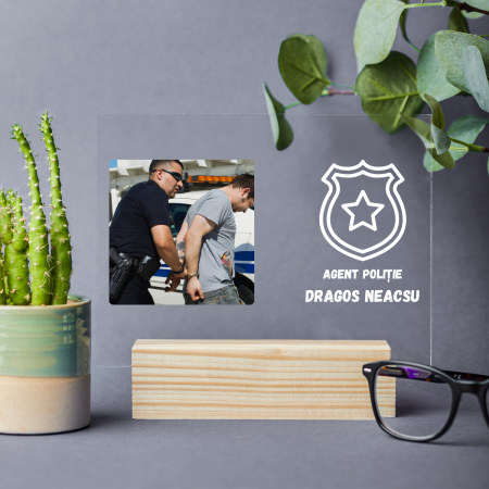 Cadouri pana in 100 RON - Placheta personalizata pentru agent de politie