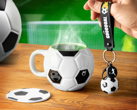 Set Cadou "Pasiune pentru Fotbal": Cana, Suport și Breloc Tematic [3]