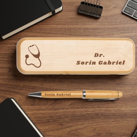Cadouri pana in 100 RON - Set pix  in cutie din lemn personalizata - Doctor