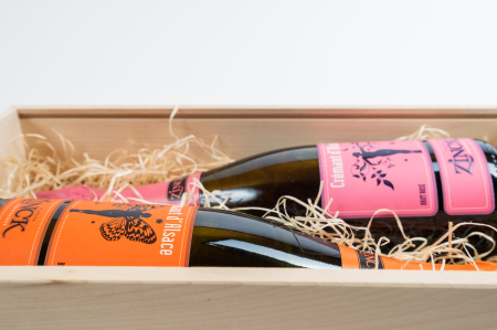 Pachet vin cadou: 2 sticle cremant: Cremant d'Alsace 750 ml  + Cremant d'Alsace rose 750 ml  + cutie lemn | Promoție vinuri cadou [9]