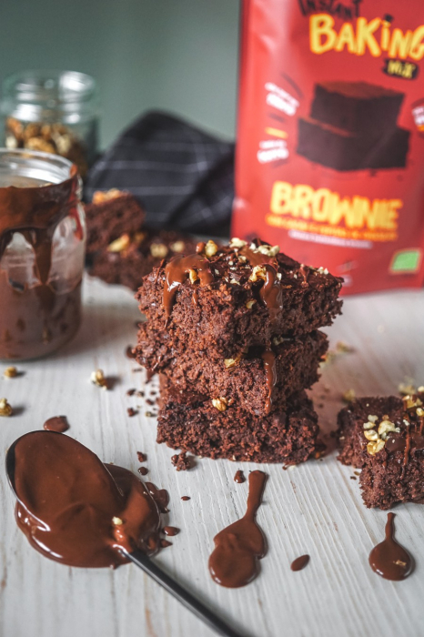 Amestec instant BIO pentru brownie, cu cacao si bucati de ciocolata Shine [2]