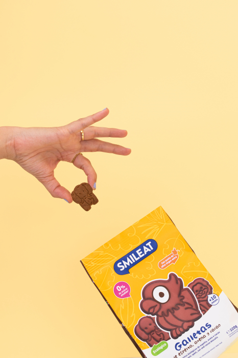 Biscuiti BIO in forma de animalute, din grau spelt si cacao, +10 luni Smileat [3]