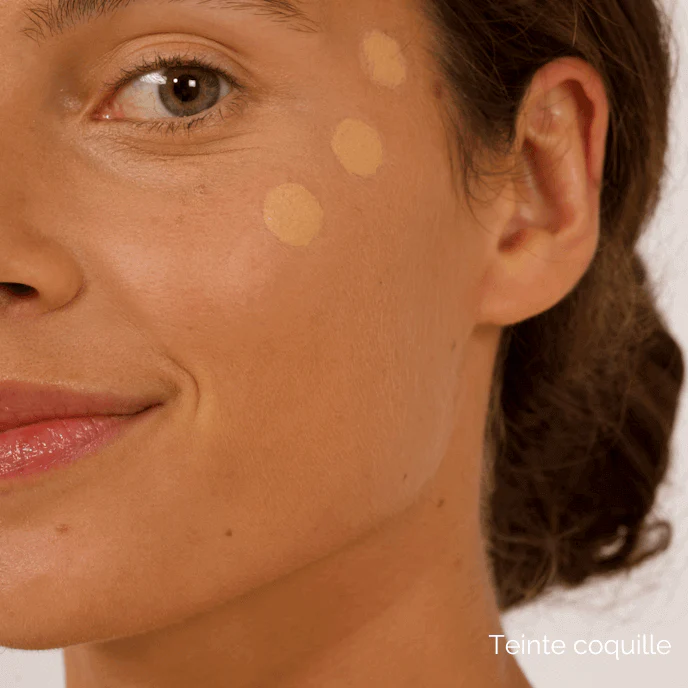 Corector BIO anticearcan Coquille, cu extract magnolie, ulei jojoba si samburi caise Charlotte Bio [2]