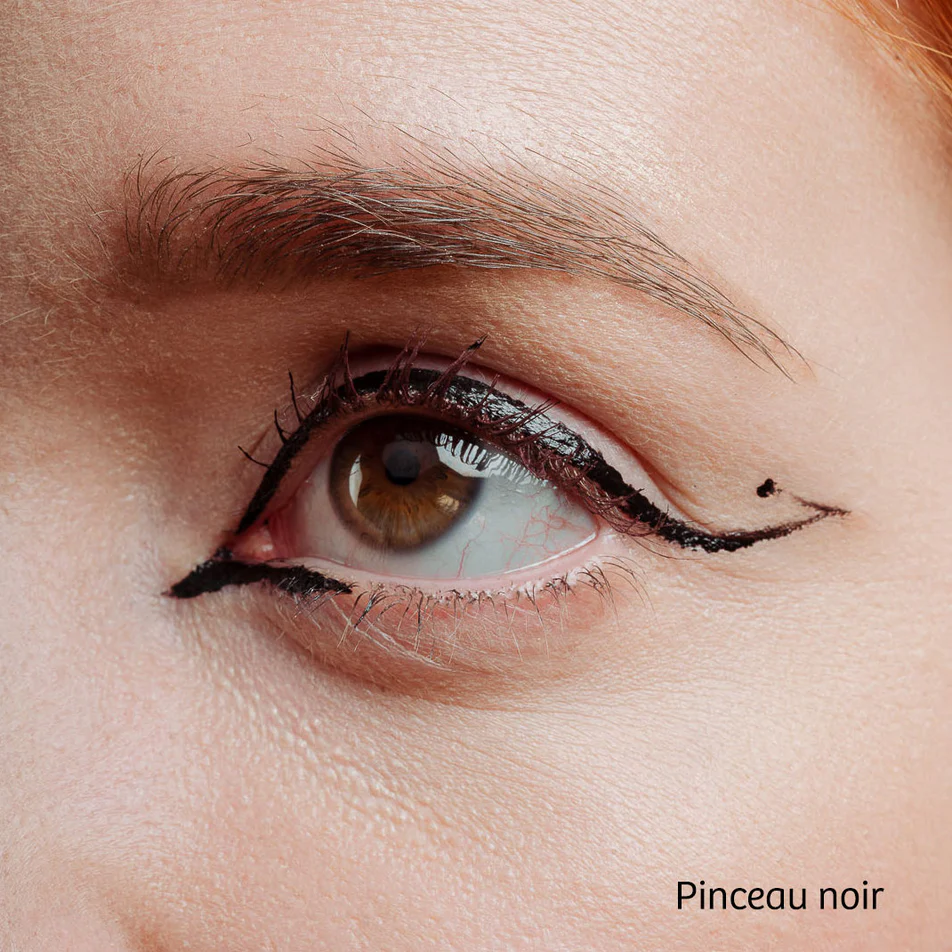 Eyeliner BIO Negru inalta precizie, varf pensula, cu aloe vera si extract magnolie Charlotte Bio [3]