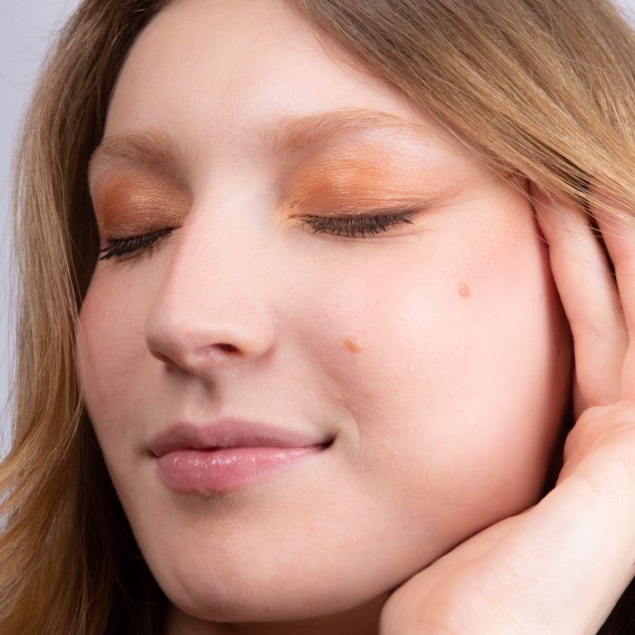 Fard BIO pleoape, paleta 4 culori Maro Nude, cu acid hialuronic si extract castravete Charlotte Bio [2]