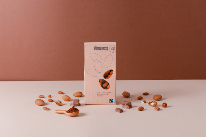 Praline BIO de migdale invelite in ciocolata cu lapte Damiano [3]