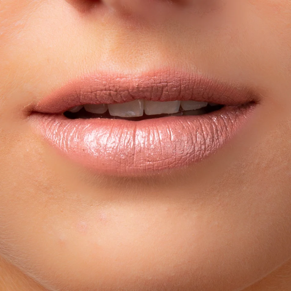 Ruj BIO stralucitor Rose Vintage, cu unt shea, ulei ricin si ceara vegetala Charlotte Bio [4]