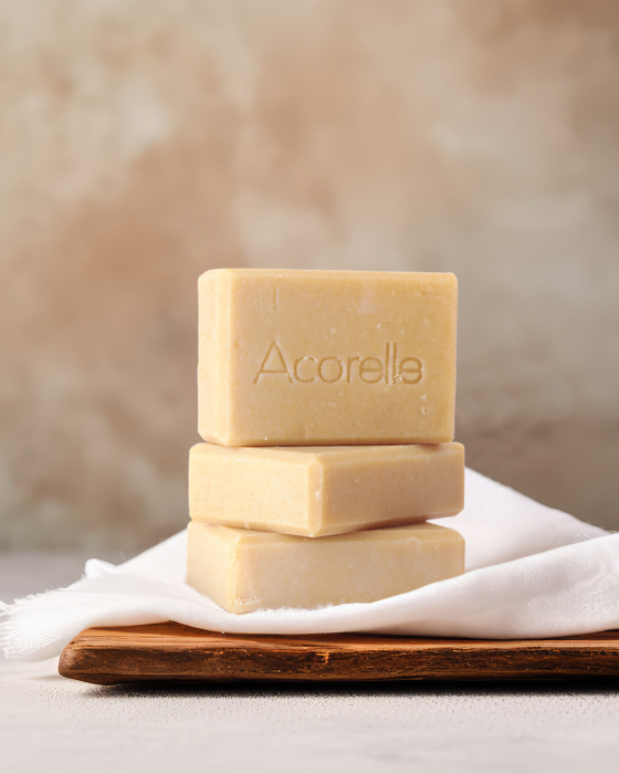 Sapun exfoliant BIO, cu pudra din samburi de prune si unt de shea Acorelle [5]