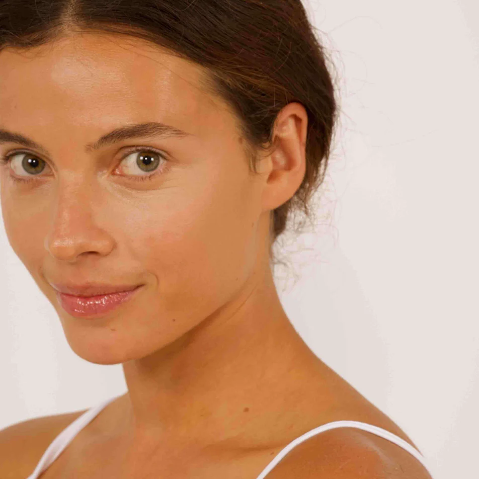CC cream BIO 6 in 1 Nude(piele uscata si sensibila), cu acid hialuronic si baobab Charlotte Bio [1]