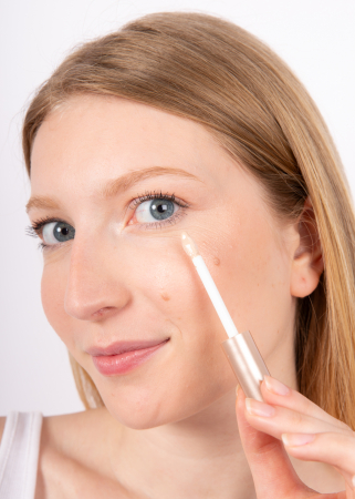 Corector lichid BIO anticearcan Ivory Charlotte Bio [1]