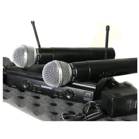 Sistem Audio Profesional 2 Microfoane Wireless Shure UHF SM58-1, Valiza Transport, Jack de 6.3mm, Adaptor Alimentare 220V, 2 Baterii de 9V, Raza Operare 100m [1]