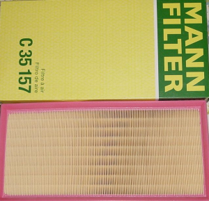 Filtre - FILTRU AER MANN C35157