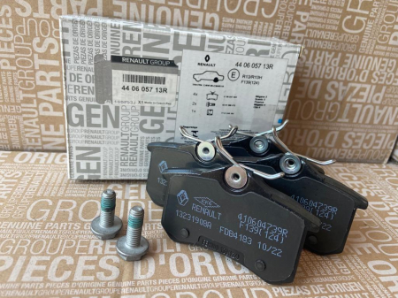 Piese auto aftermarket - SET PLACUTE FRANA SPATE OE RENAULT 440605713R