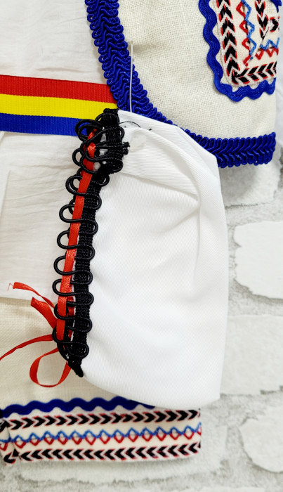 COSTUM NATIONAL baieti "BADISOR" [3]