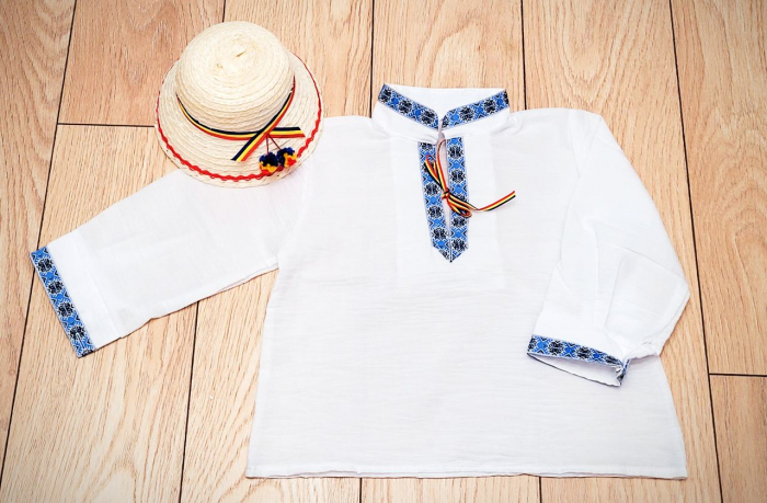 IE BAIETI "ISTETUL" [3]