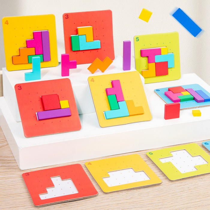 Joc puzzle cu 128 de piese de tip tetris si cartonase cu modele de realizat [6]