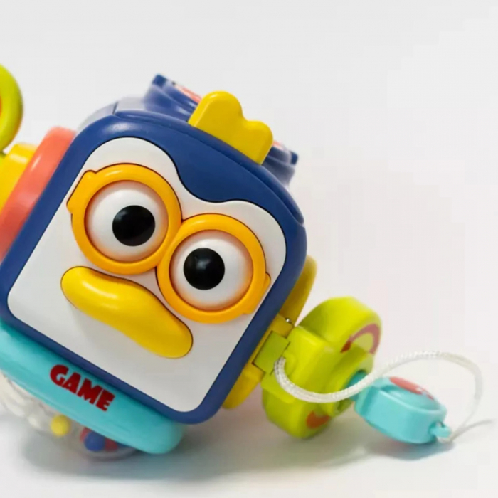 Jucarie de tip Montessori cu activitati motrice pentru bebelusi Busy Box puisor [2]