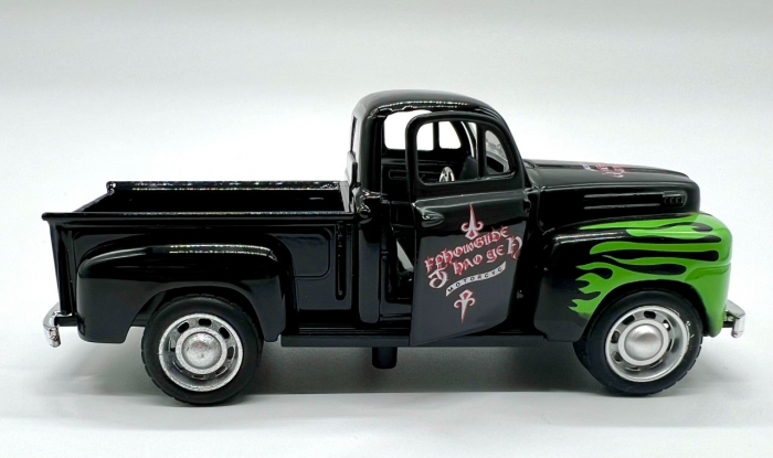 Macheta  metalica masinuta tip camioneta 13 cm 1:32 scale [2]