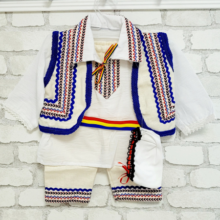 COSTUM NATIONAL baieti "BADISOR" [1]