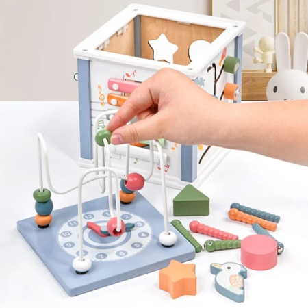 Cub multifunctional din lemn cu activitati motrice si senzoriale labirint cu margele, xilofon, joc de pescuit magnetic [1]