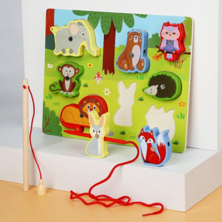 Jucării din lemn - Joc 3 in 1 puzzle, pescuit magnetic si joc de insiruit ANIMALE DIN PADURE