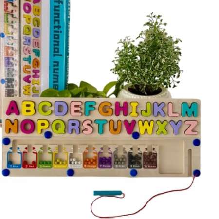 Jocuri Educative - Joc din lemn de tip Montessori 2 in 1 puzzle litere alfabet si labirint magnetic sortare culori