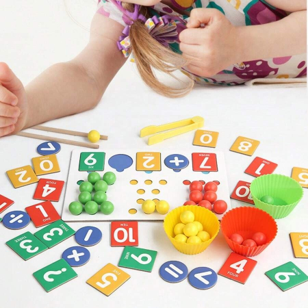 Joc multifunctional de motricitate, asociere, numarare si calcule matematice din lemn Clamp Beads [4]