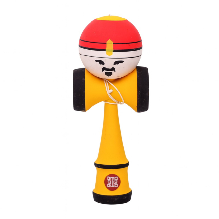 Jucării - Jucarie Kendama din lemn 18 cm design rege, maner galben, bila rosu/ alb/ galben