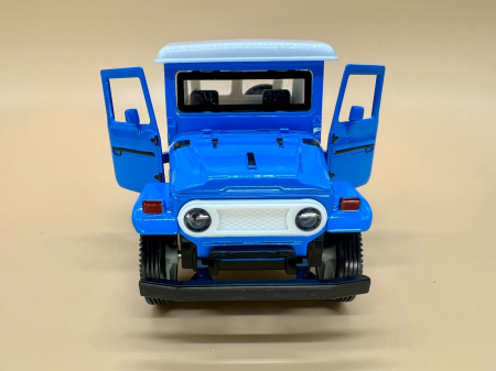 Macheta metalica masinuta de teren cu sunete si lumini 13,5 cm [2]