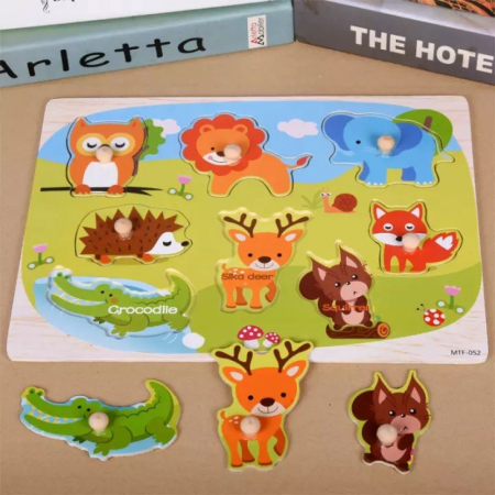 Jucării - Puzzle incastru din lemn cu butoni - animale sălbatice