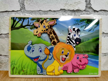 Jocuri Educative - Puzzle incastru din lemn in relief animalute vesele elefant, girafa, leu, zebra, hipopotam