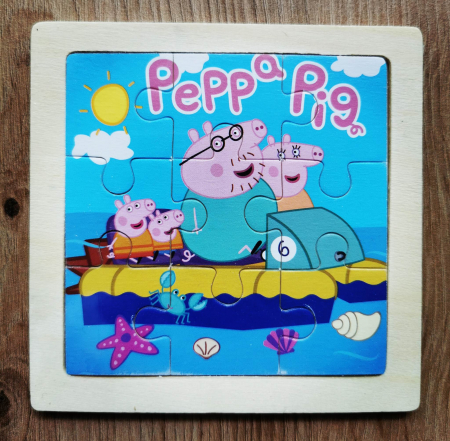 Jucării din lemn - Puzzle mic din lemn cu 9 piese Peppa Pig- Plimbare cu barca