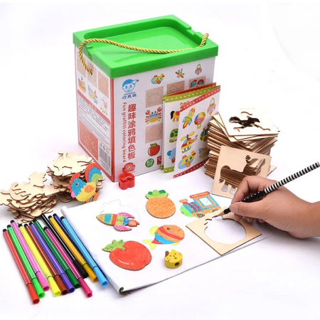 Jucării din lemn - Set de creativitate cu sabloane din lemn si carioci Fun grafitti coloring board