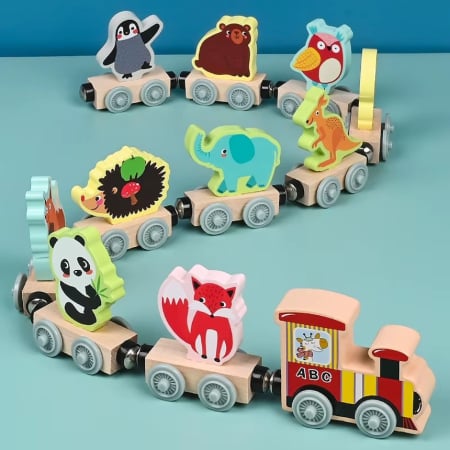 Jucării de rol - Trenulet din lemn cu prinderi magnetice 11 piese animale salbatice Little Train
