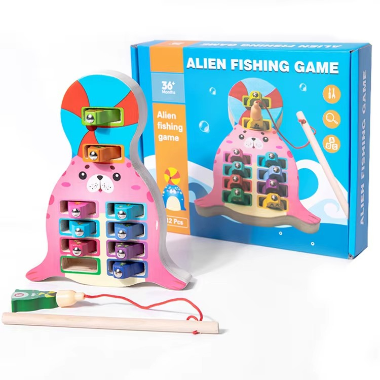Joc de pescuit magnetic din lemn Alien fishing game foca la circ