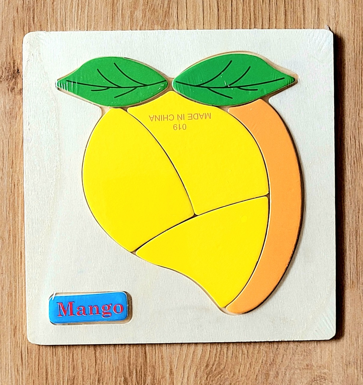 Puzzle mic din lemn fructe, animale, vehicule cu denumire in limba engleza Mango