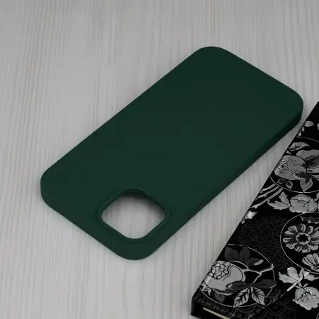 Husa iPhone 14 Plus Silicon Verde Slim Mat cu Microfibra SoftEdge [3]